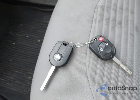 2017 Ford Escape Se из США, поврежденный, VIN 1FMCU9GD7HUB34552